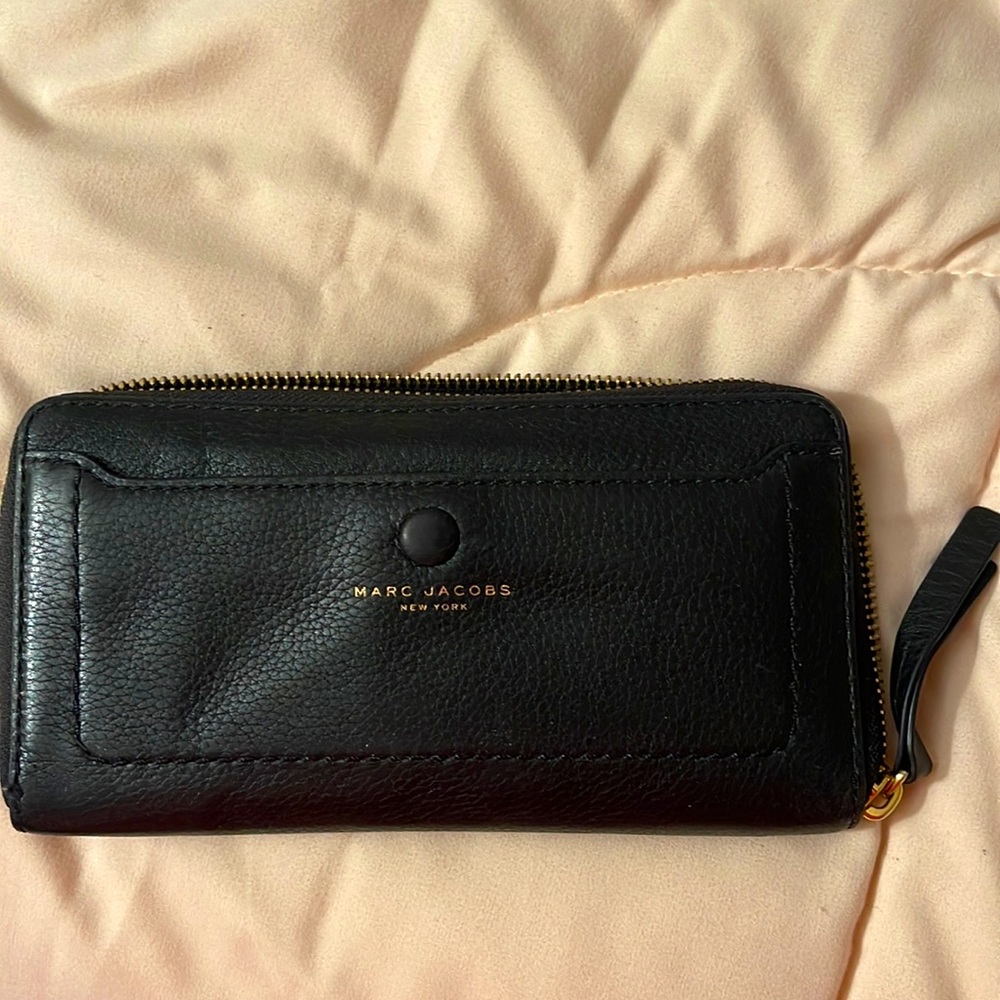 Used Black Marc Jacobs Leather Wallet